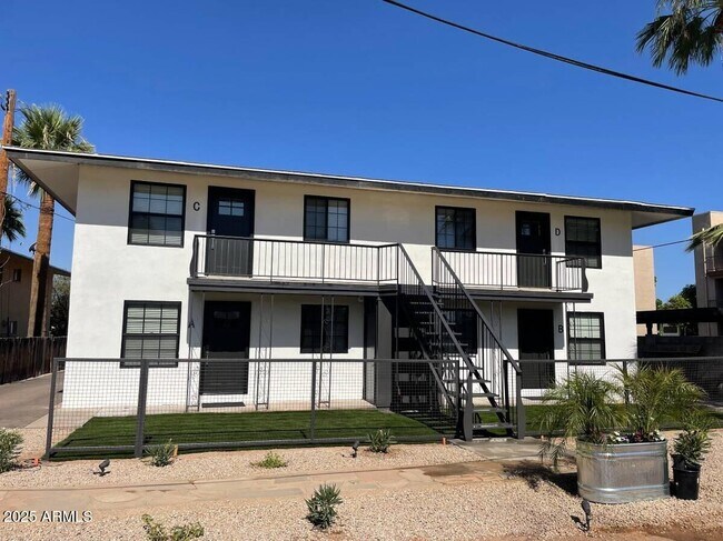 Building Photo - 228 N Macdonald Rental
