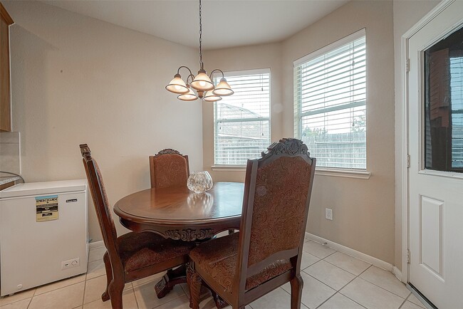 Photo - 9906 Bronze Mill Ln