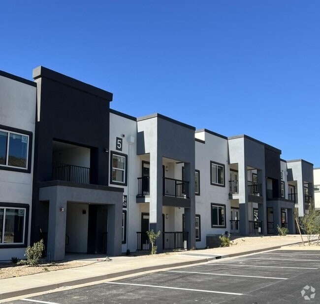 Building Photo - The Cove Rental