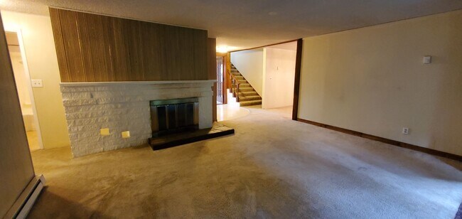 Photo - Fantastic Sylvan Setting off Ballinger Lake Forest Park