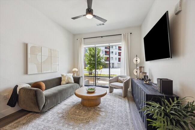 Photo - Lenox Timbergrove