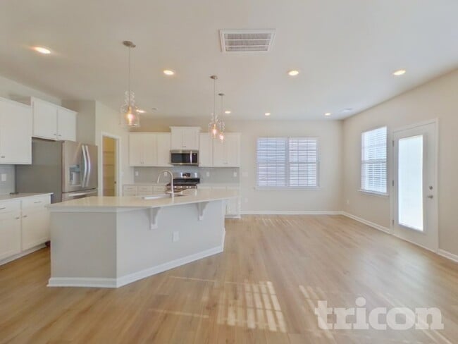 Photo - 5789 Oak Br Cir