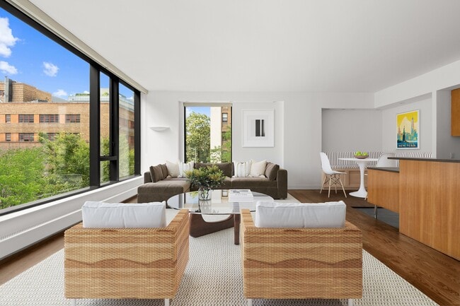 Building Photo - 505 Greenwich St Rental