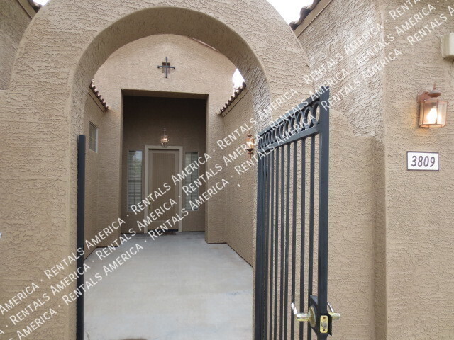 Photo - 3809 E Fruitvale Ave