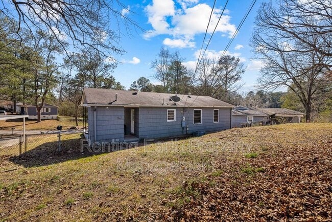 Photo - 416 Hearn Cir