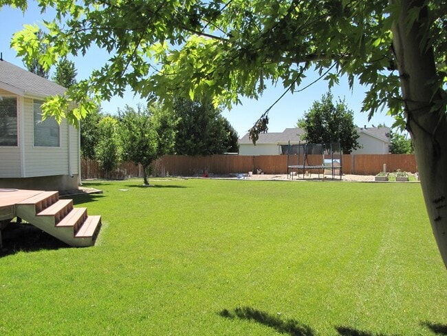 4611 Ripple Creek Cir