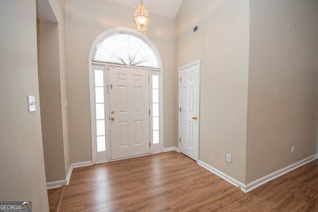 Photo - 110 Sheldon Way