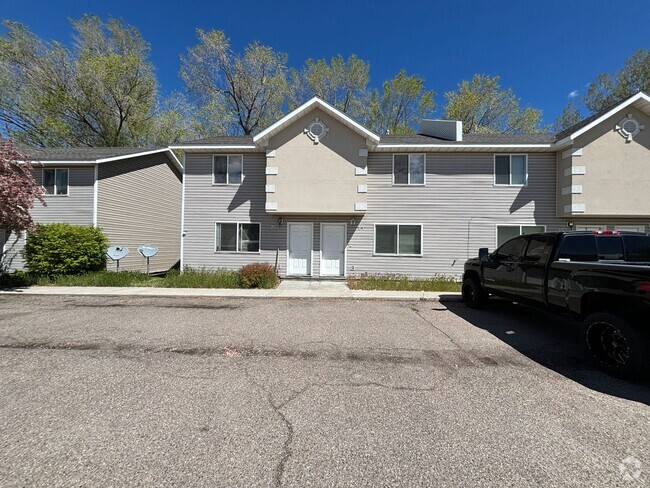 Building Photo - 1860 S 2nd Ave Unit 1860 S 2nd # 22 Rental