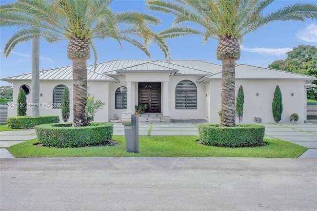 Building Photo - 2600 SW 128th Ct