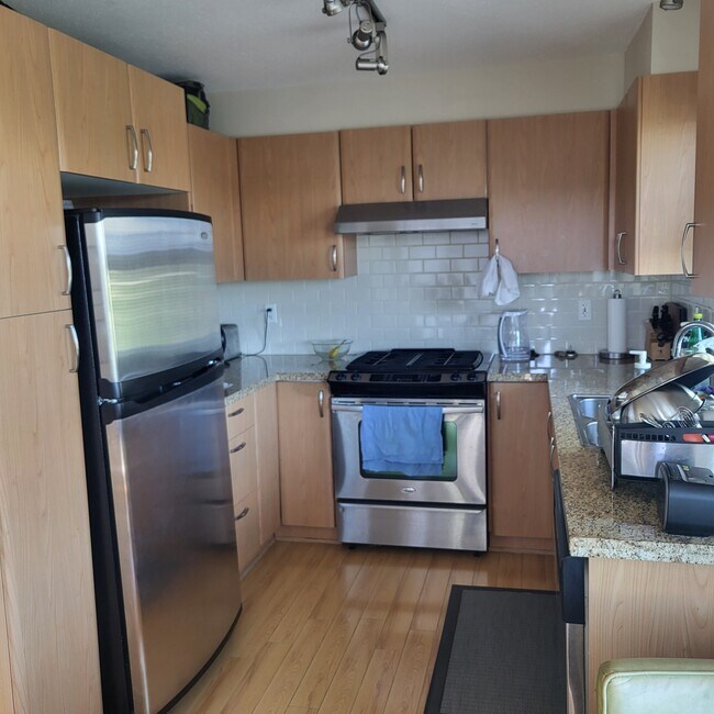 4728 Dawson St Unit TB10