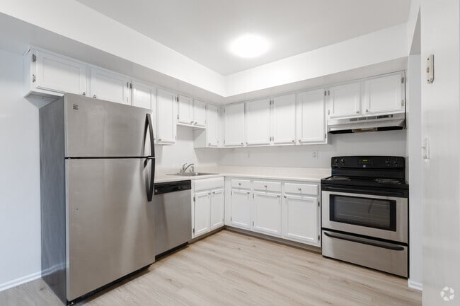 Photo - Brookside Garden Apartments
