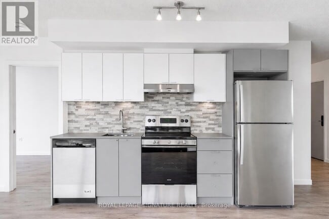 Photo - 3200 Dakota Cmn Unité B404