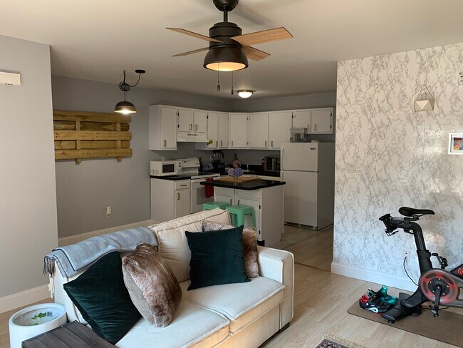 Photo - 77 Liberty St Unit 31