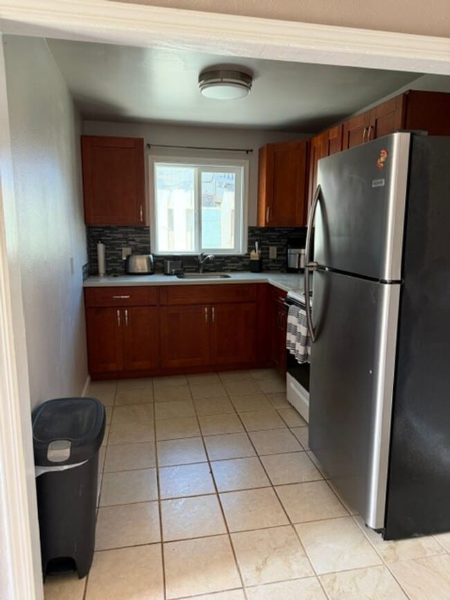 190 Eleu Pl Unit 190A Eleu Place-A 1bd/1ba