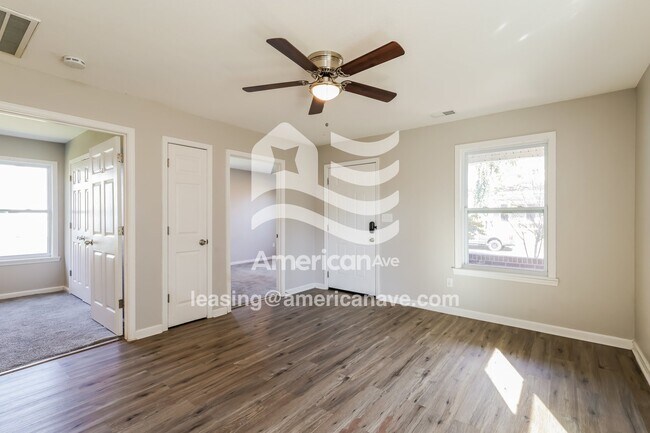 Photo - 2218 W Madison St