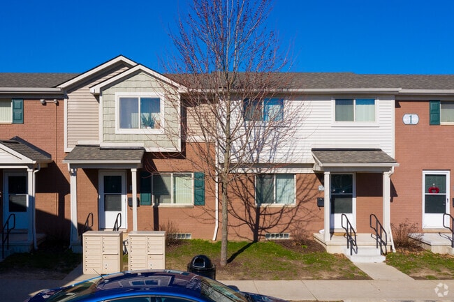 Hamilton Crossing - Hamilton Crossing Apartments