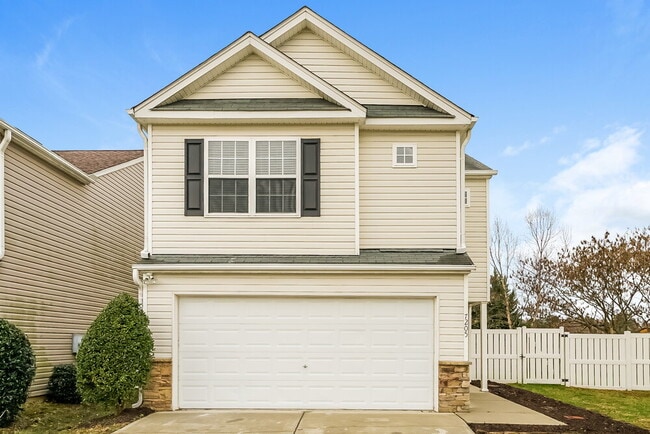 Building Photo - 7205 Brighton Hill Ln Rental