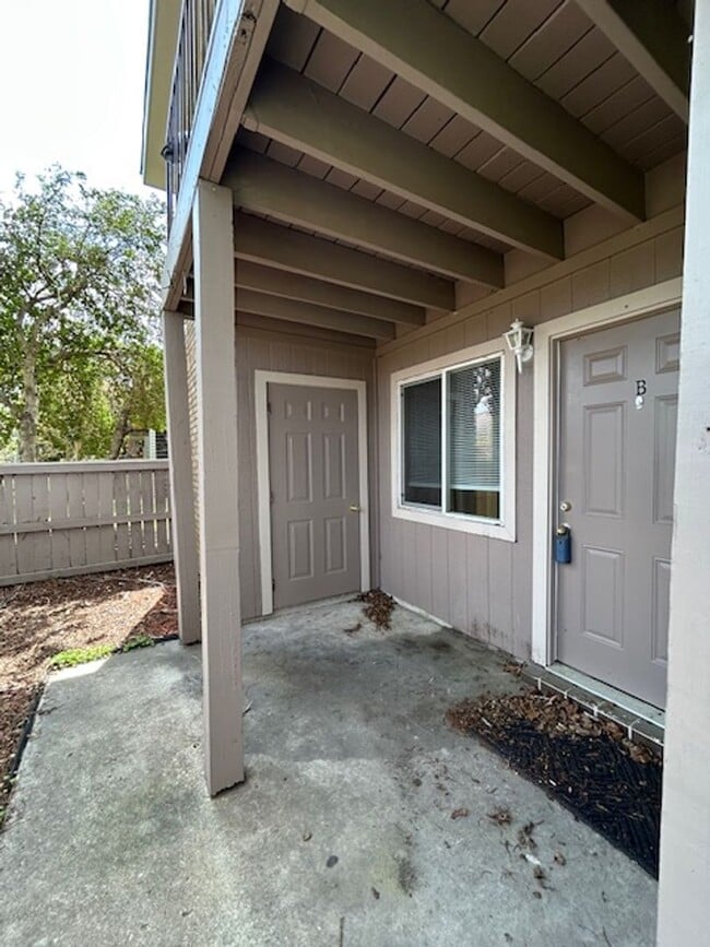 Photo - 843hm Unit 843B