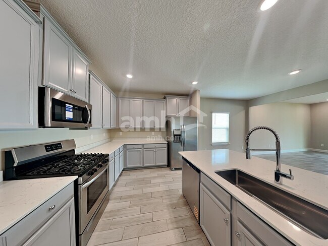 Photo - 74 Cobalt Ln