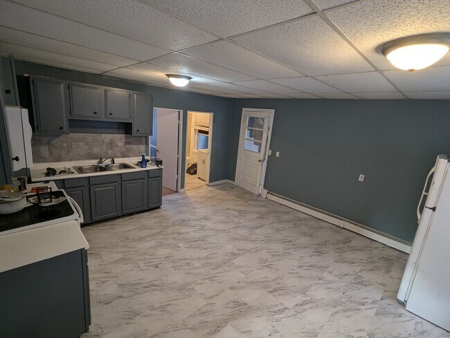 Photo - 223 Lawlor St Unit 1