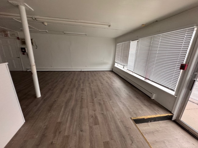 Photo - 3036 Chicago Rd