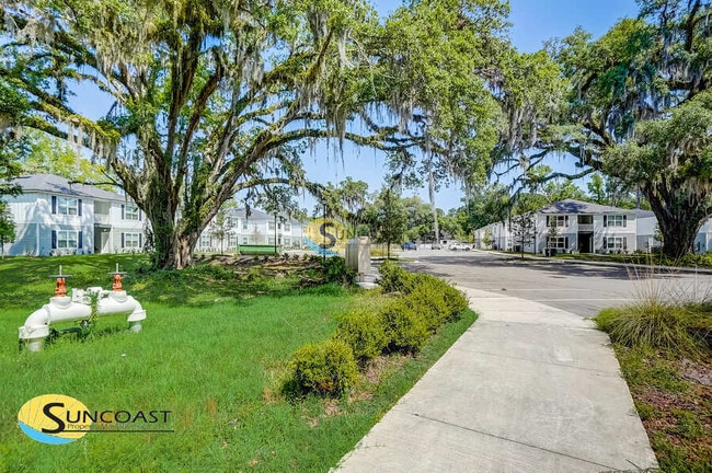 Photo - 11494 Oakfield Ct Unit 202