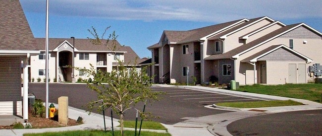 Autumn Ridge Apartments - Autumn Ridge Apartments