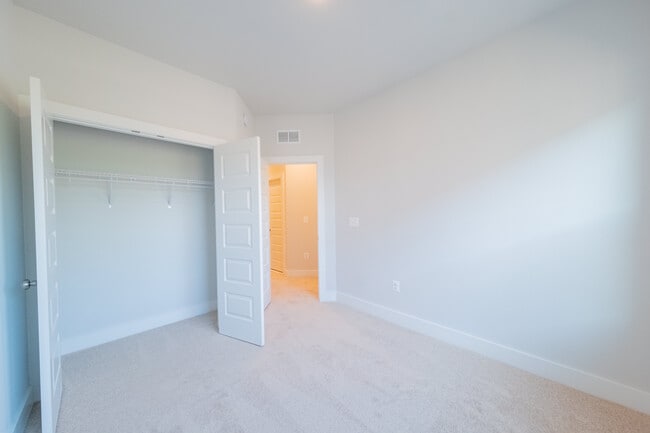 Photo - 3974 Springfield Rd