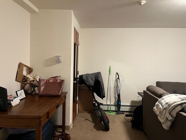 Edgecliff Apartments