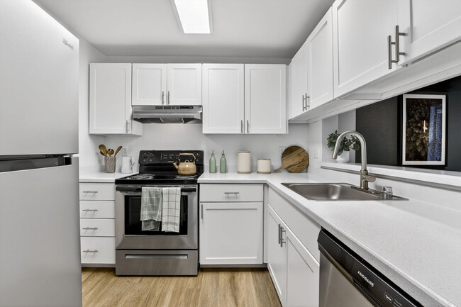 Meadows at Cascade Park apartments — community photo