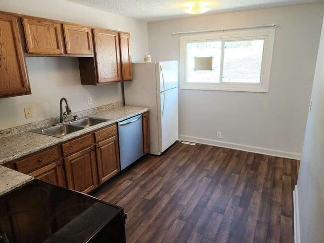 Photo - 122 McKinley Ave