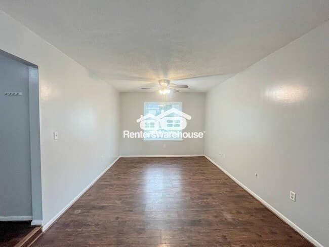 Photo - 5775 Albright Dr