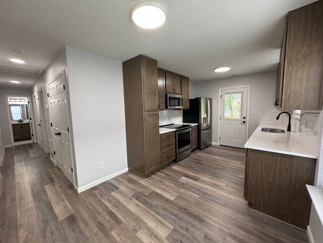 Photo - 357 Pine Ave