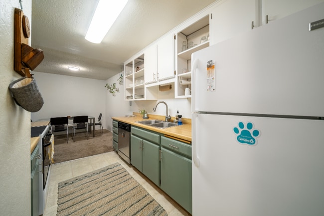 Photo - 1013 S Sunshine Ave Unit 28