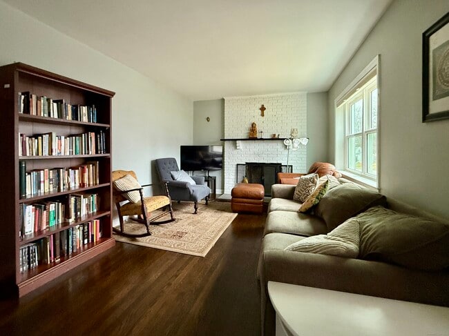 Photo - 219 Roseville Terrace