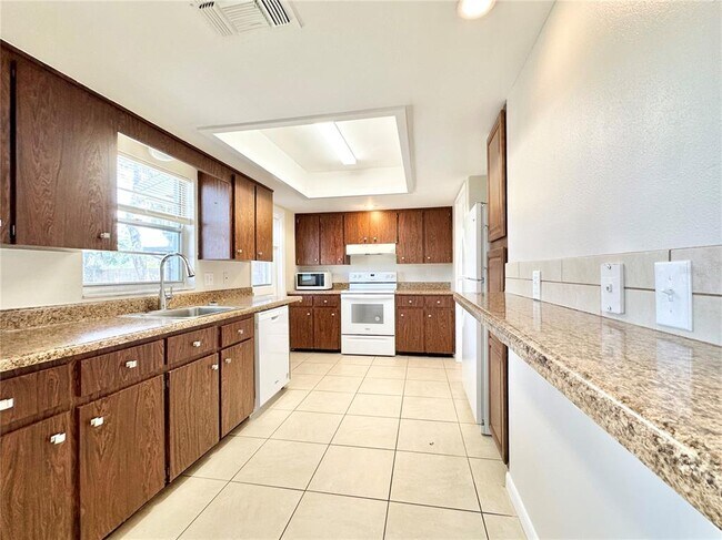 Photo - 132 S Bulova Dr
