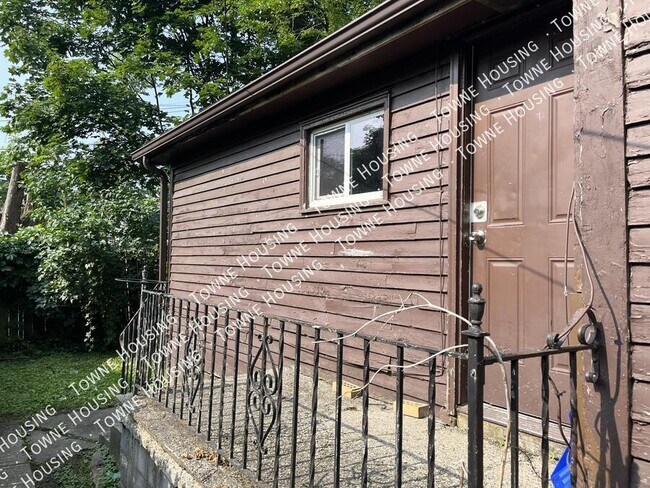 Photo - 89 Albany St Unidad First Floor Rear