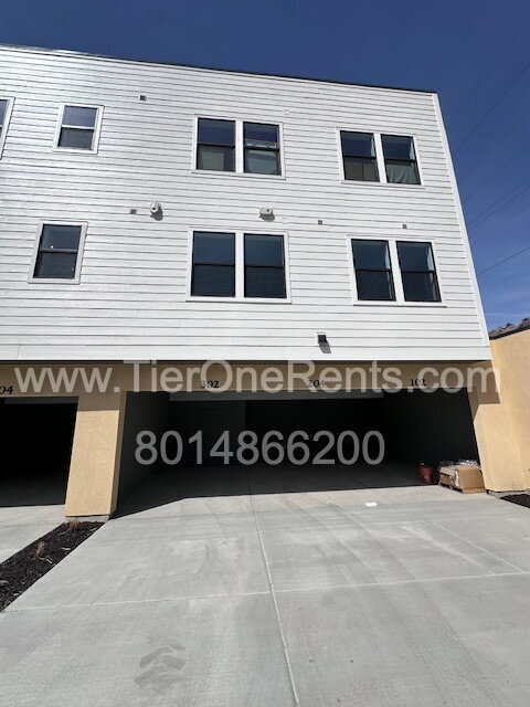 Move-in special: $500 off First months rent - NO DEPOSIT option available for qualified ...