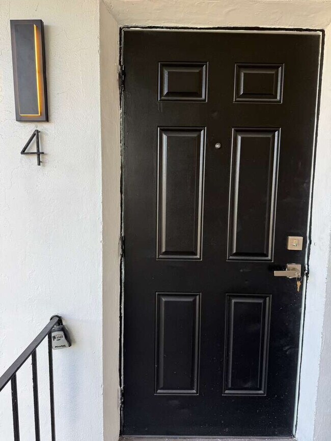 Photo - Modern 2-Bedroom | New Kitchen, Bath & Til... Unit Apt 4