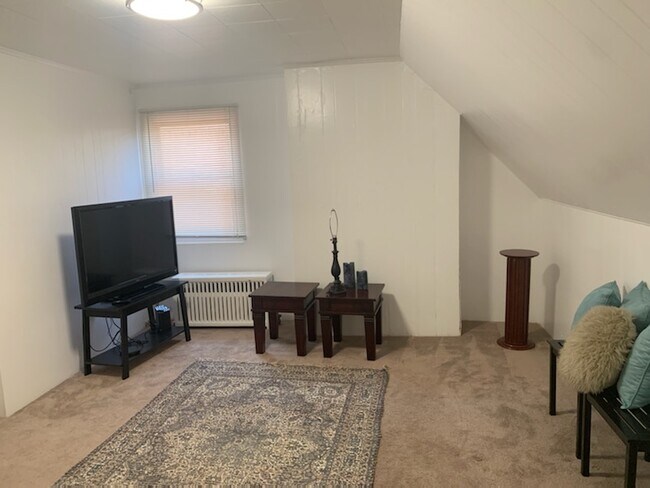 Photo - 3719 Dawson St