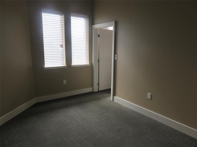 Building Photo - 928 Travis Ave Unit 407