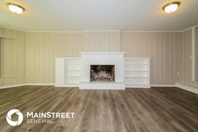 Photo - 2717 Cashion Pl