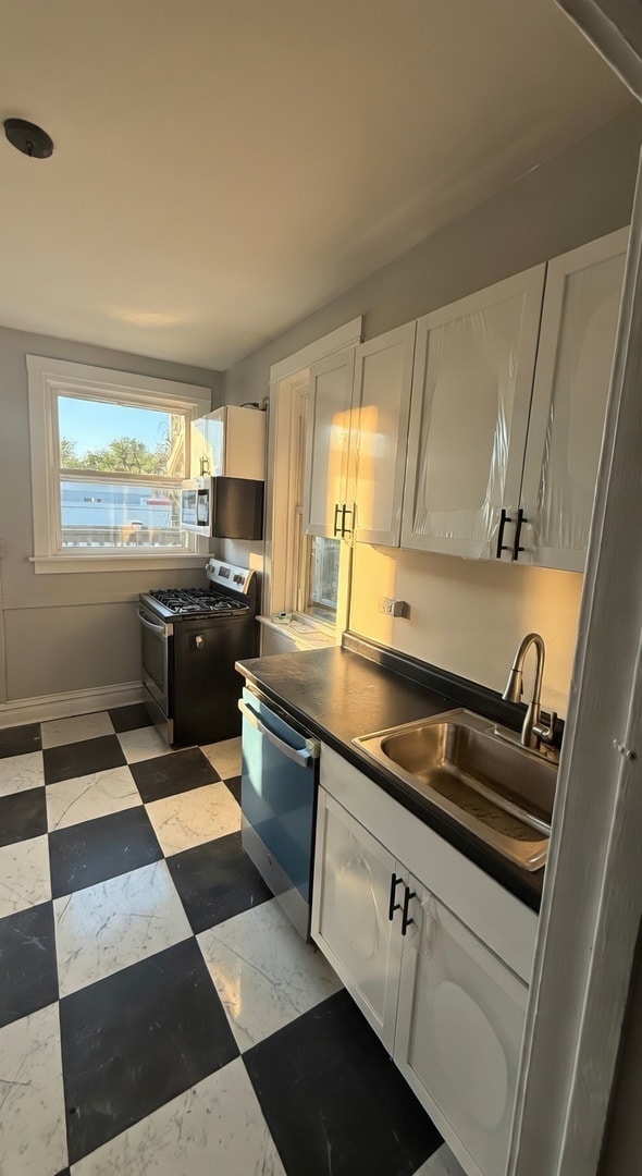 Building Photo - 440 S Ridgeland Ave Unit 2S