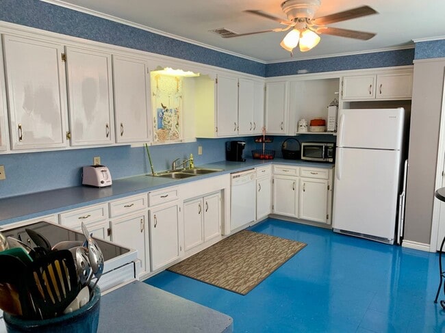 Photo - 6572 Sandy Hill Rd