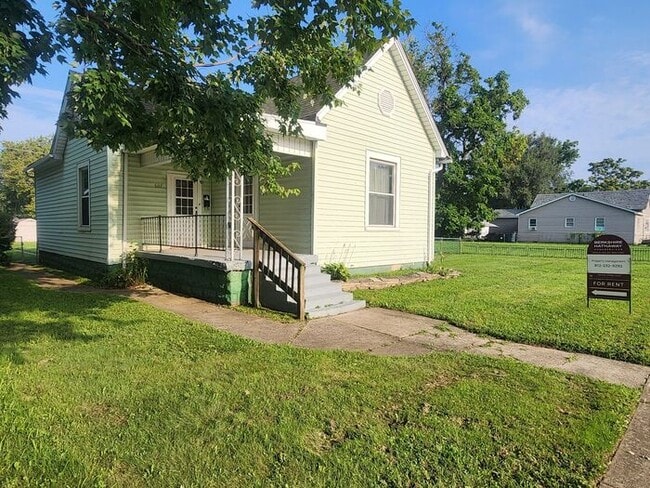 Building Photo - 3 Bedroom on the Southside Of Town Rental