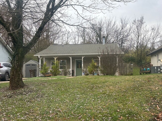 Building Photo - 2 Bed, 2 Bath home in North Knoxville