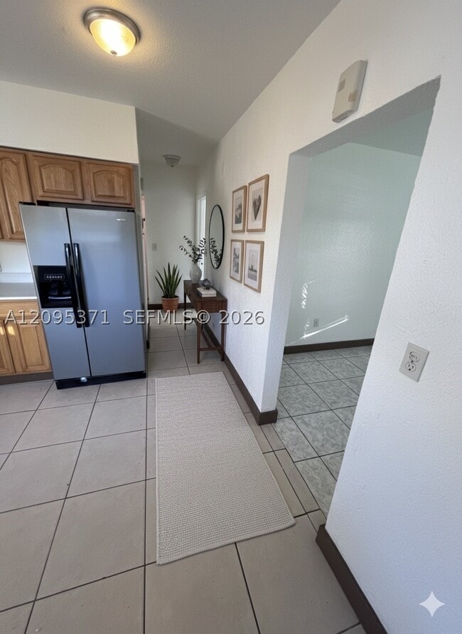1995 NE 167th St Unit 1