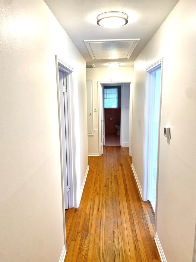 Photo - 4329 Kinglet St