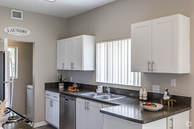 2 BR, 2 BA - Pinebrook Pointe