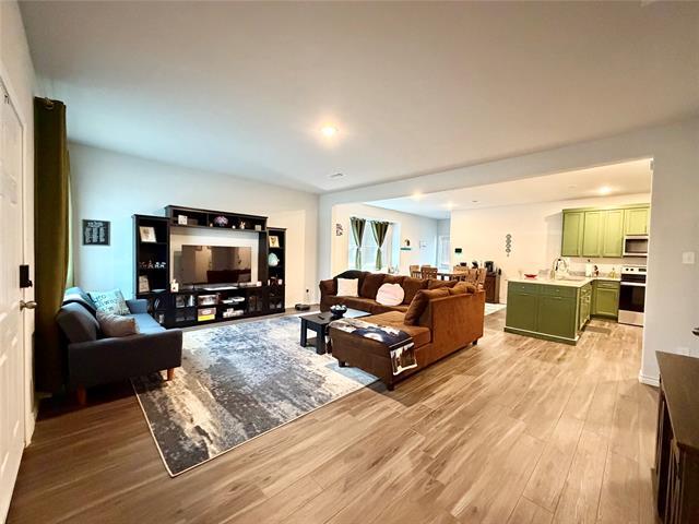 Photo - 5664 Shore Point Trl